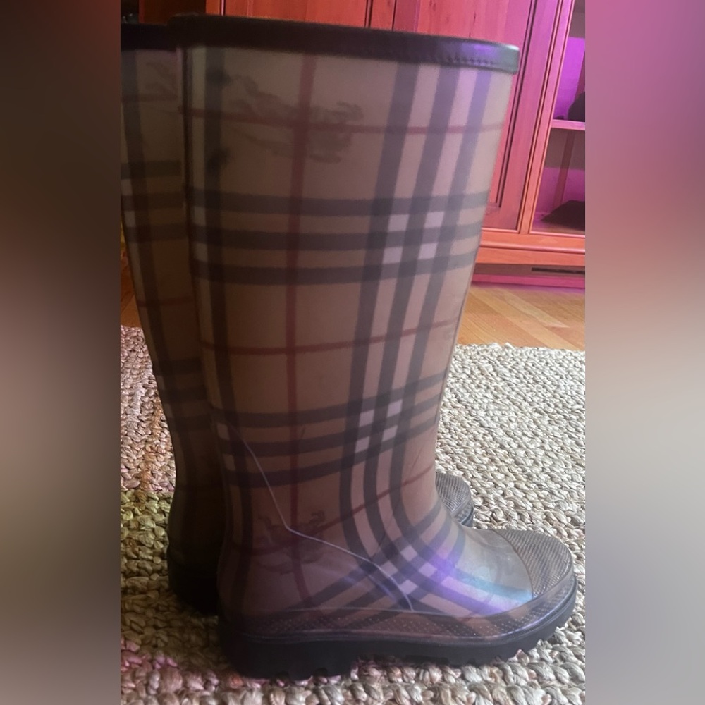 Burberry Checkered Tall Boots in Beige and Black
